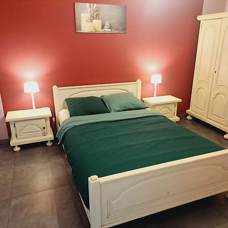 *Au Refuge Ardennais* Apartment Bertogne Ngoại thất bức ảnh